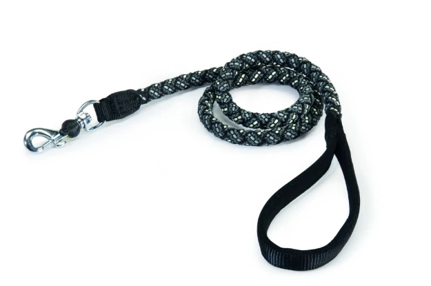 Picture of Camon Twisted Reflective Training Leash Black Black